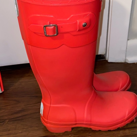 Pink Hunter boots, KIDS but can fit women! - Picture 5 of 8
